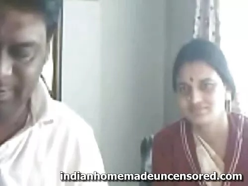 Busty સેક્સી ગૌરવર્ણ ...