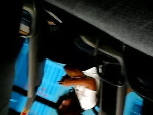 પિગટેલ્સ સાથે સુંદર  ...