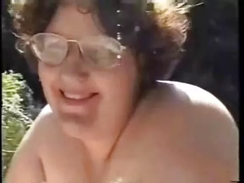 Busty બચ્ચાઓ એલેક્સિ ...
