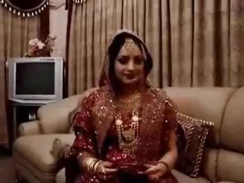 Busty milf સમર સિન ત ...